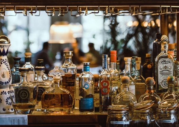 1640937894380846.jpg 青島烈酒進口報關行_副本.jpg