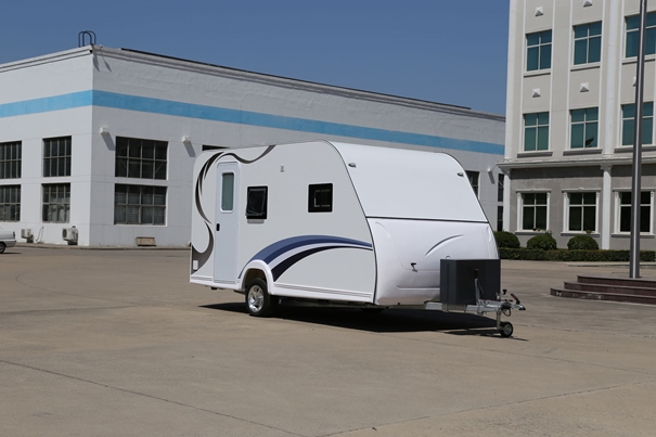 1646991273424612.jpg 英國進口新的拖掛房車報關_副本.jpg